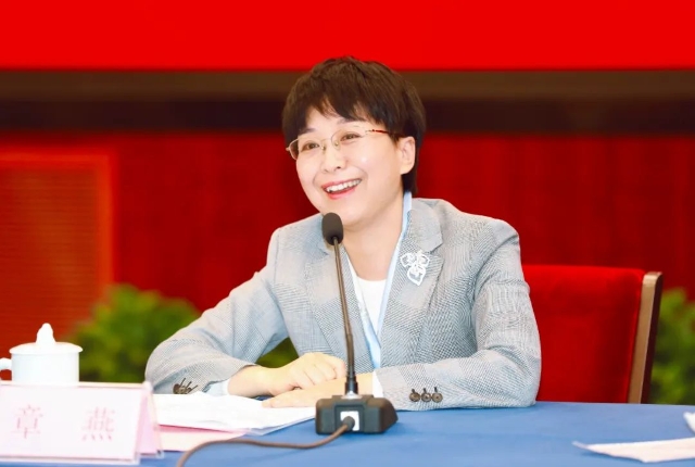 冲刺抢市场快赢修复战上城区举行提振经济圆桌会