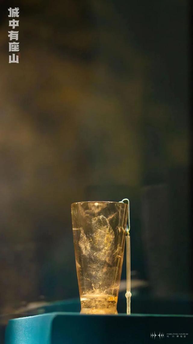 战国水晶杯 图片