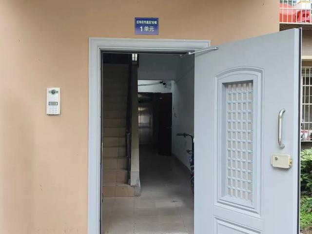 单元门更换为智能门禁系统 图片