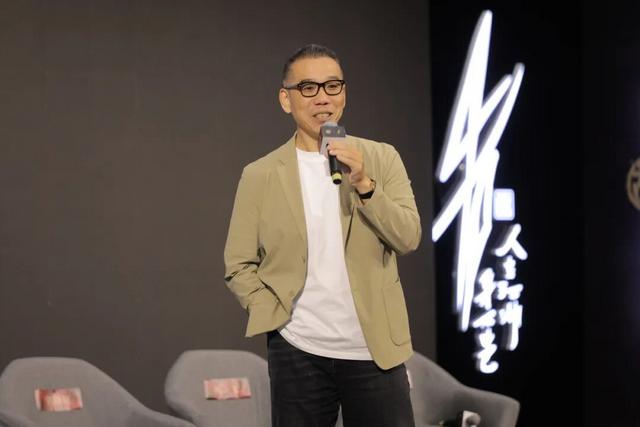 古龙长子郑小龙 图片