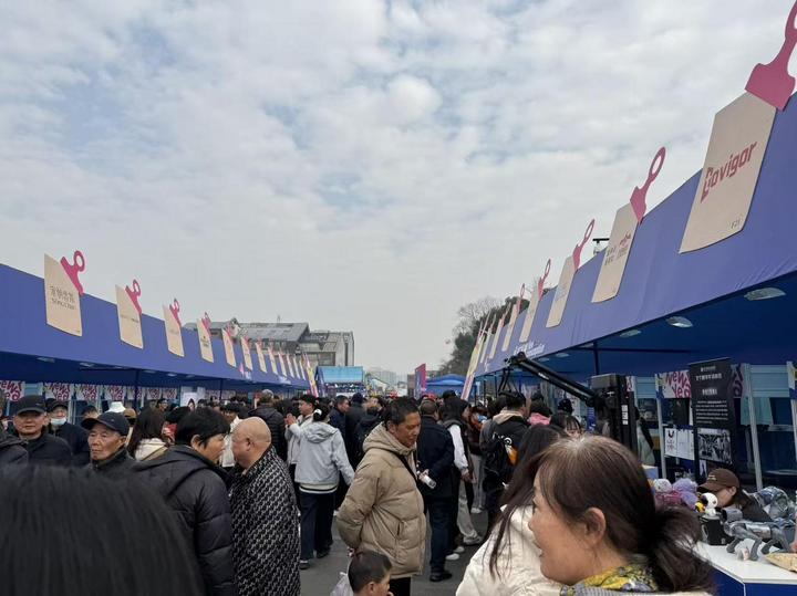 潮年新物展区 记者 陈雷 摄