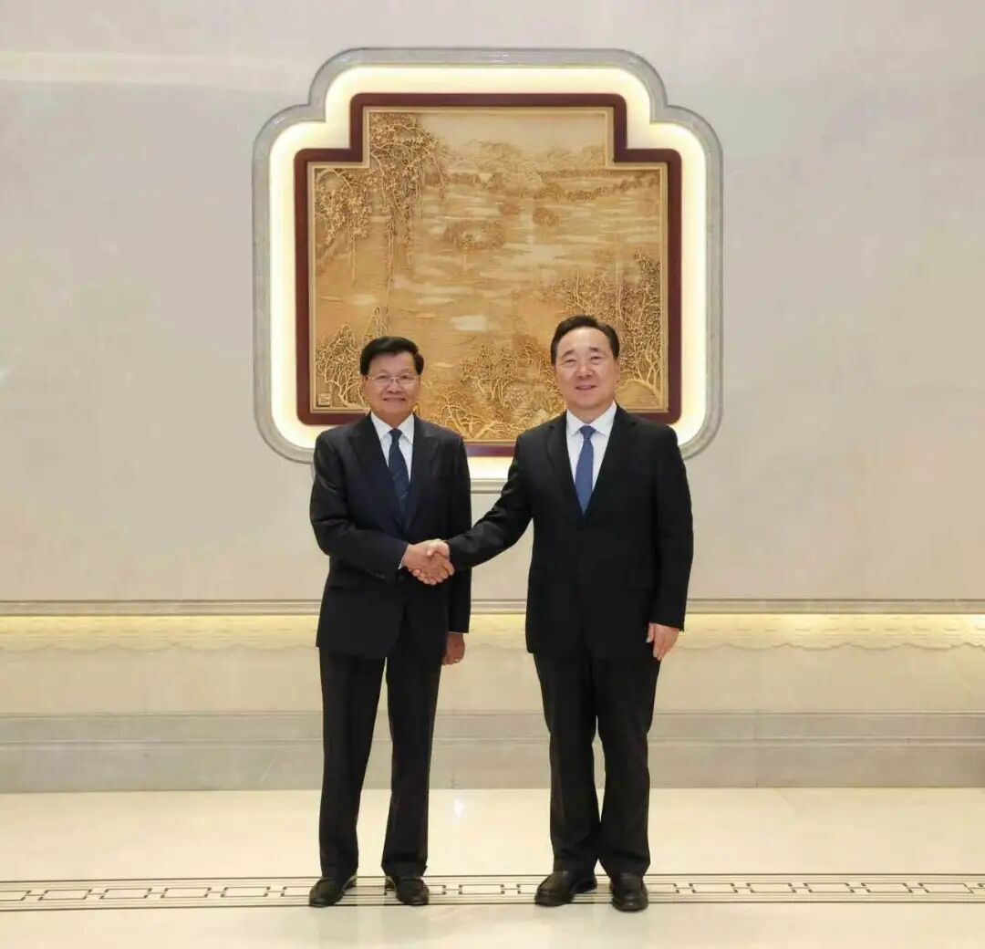 6月2日,省委书记王浩会见老挝人民革命党中央委员会总书记、国家主席通伦。 图片