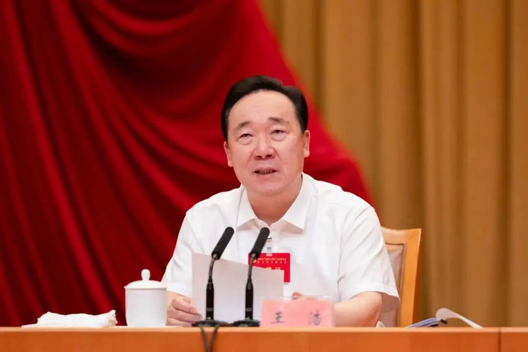 7月16日,省委十五届九次全体会议在杭州举行。省委书记王浩讲话。 图片